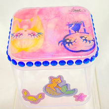 Load image into Gallery viewer, Calo and Holly Pink Multi Use Box